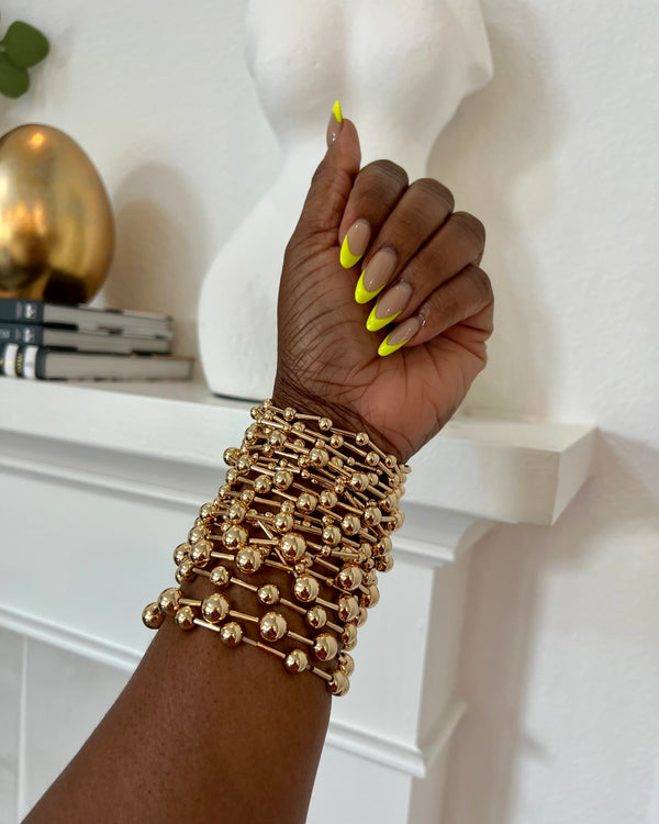 7 PC SMALL ELASTIC BRACELETS WITH BALL DETAILS