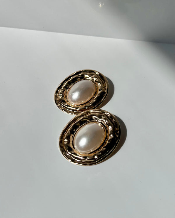 MELTED ROUND GOLD EARRINGS